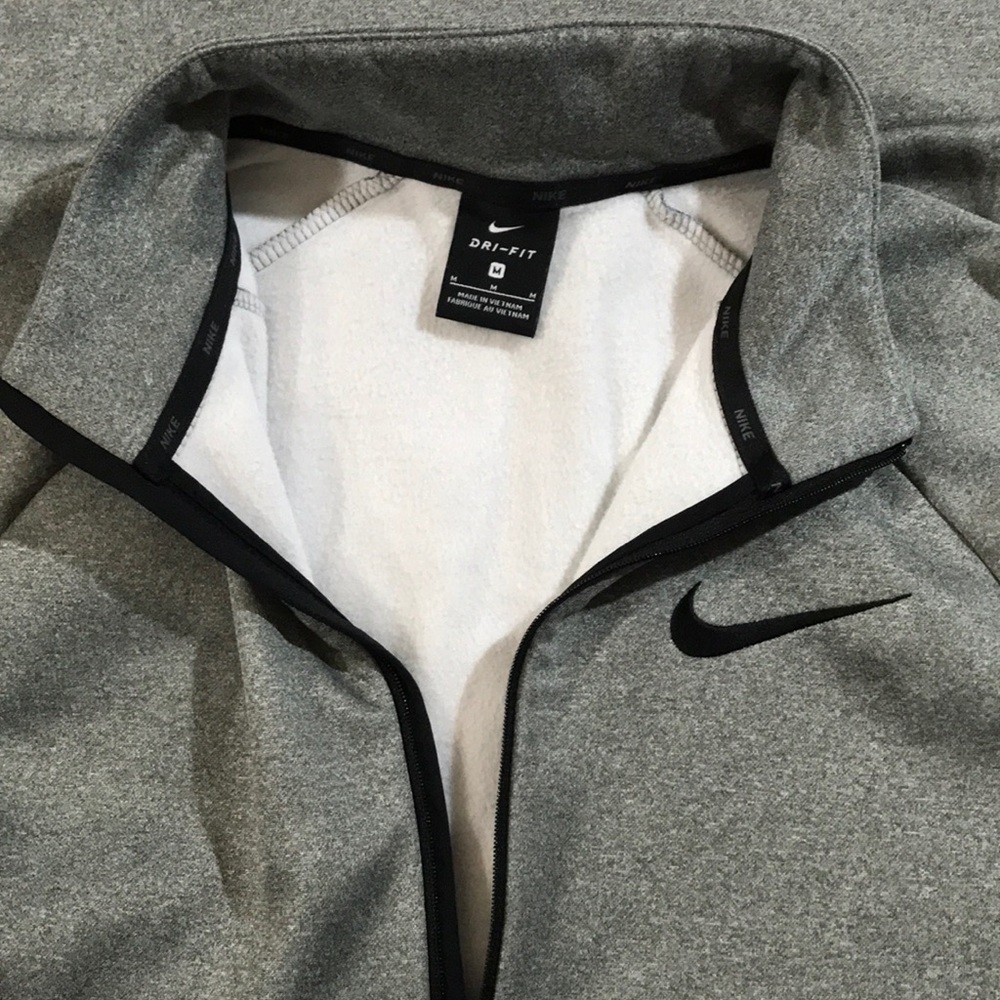 Drifit Nike quarter zip jacket - Picture 4 of 4